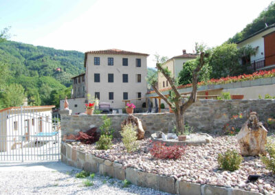 BUILDING FOR B&B IN BAGNI DI LUCCA