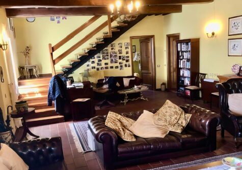 Detached house Barga