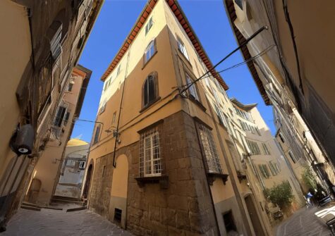 Luxury apartment Historic center Lucca