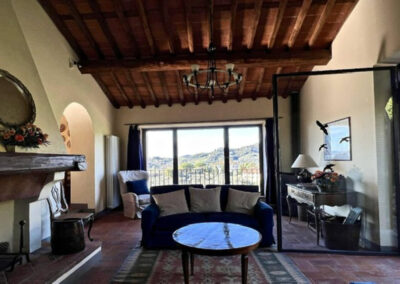 Villa with 2 apartments nearby Lucca