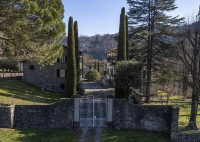Art Nouveau villa near by Lucca