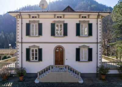 Art Nouveau villa near by Lucca