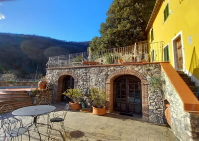 Beautiful villa in Limano