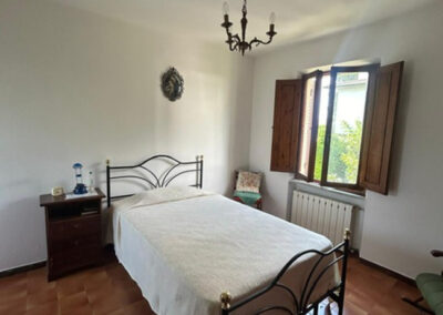 Detached house in Barga