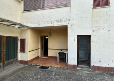 Detached house in Barga