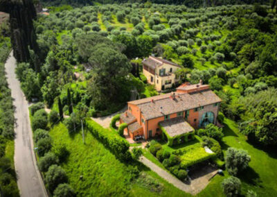 Farmhouse in the Pisa hills