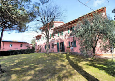Farmhouse with guesthouse Fauglia