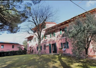 Farmhouse with guesthouse Fauglia
