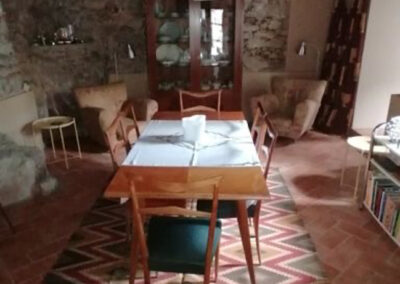 Farmhouse with guesthouse lucca