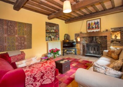 Farmhouse with guesthouse lucca