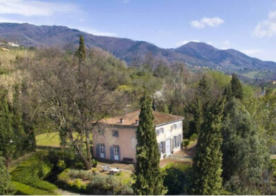 Historic Villa nearby Lucca