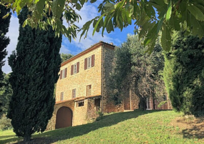 Luxury renovated Farmhouse nearby Volterra Pissa