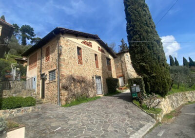 Rustico hills of Lucca with guesthouse