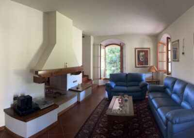 Villa with 2 other annexes Barga Lucca