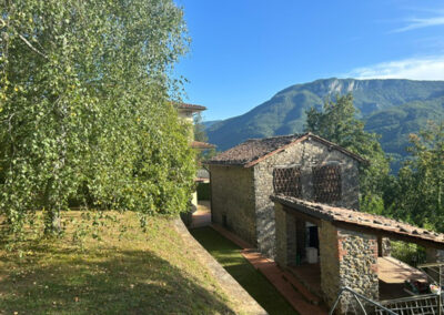 Villa with 2 other annexes Barga Lucca