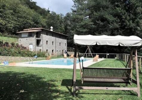 Renovated Farmhouse in Pescaglia Toscana
