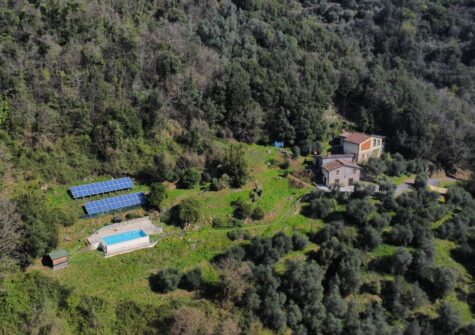 2   !!!restored stone farmhouses with pool and panoramic views Lucca Hills