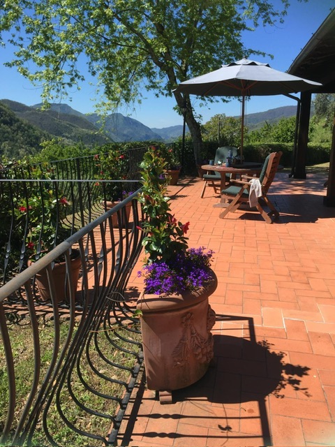 Beautiful detached stone house with breathtaking view on Bagni di lucca