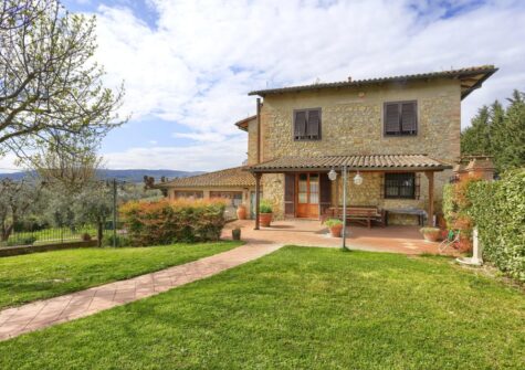 AUTHENTIC TUSCAN STONE HOUSE WITH PRIVATE POOL & PANORAMIC VIEWS